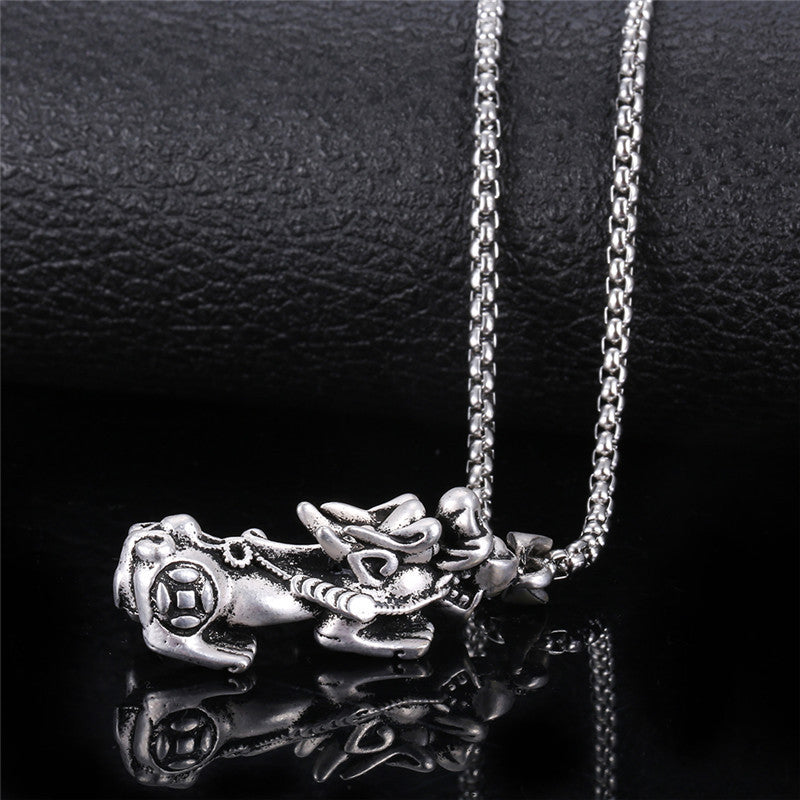 European And American Hot Hip Hop Compasses Vintage Necklace Titanium Steel Men's Chain Tai Chi Simple Stainless Steel Pendant