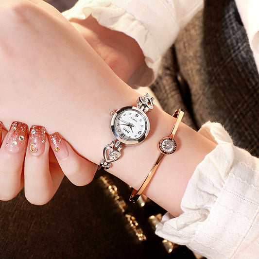 Women's Bracelet Fashion Women's 2018 New Fashionable Personalized Korean Style Simple Rhinestone Jewelry Women's Casual Wristwatch