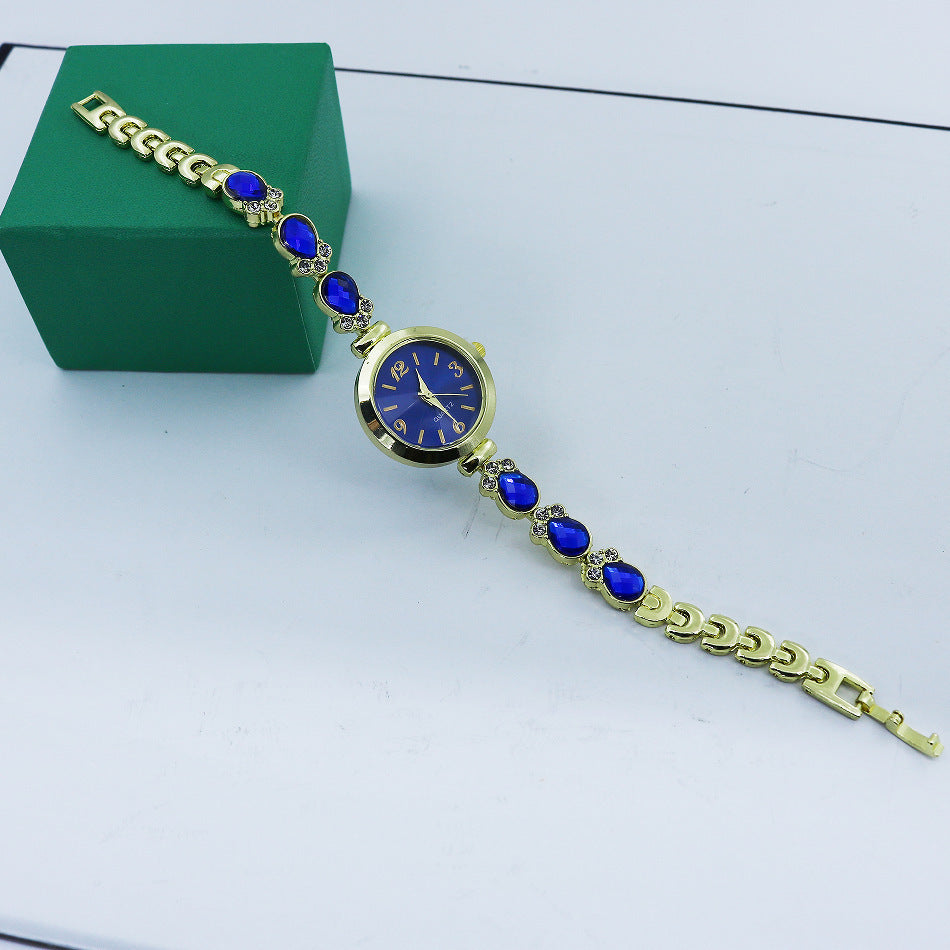European And American Fashion Women's Watch Explosive Chalcedony Diamond Light Luxury Temperament Bracelet Watch Student Cat Claw Pattern Women's Watch In