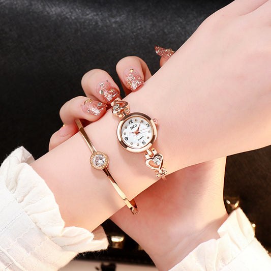 Women's Bracelet Fashion Women's 2018 New Fashionable Personalized Korean Style Simple Rhinestone Jewelry Women's Casual Wristwatch