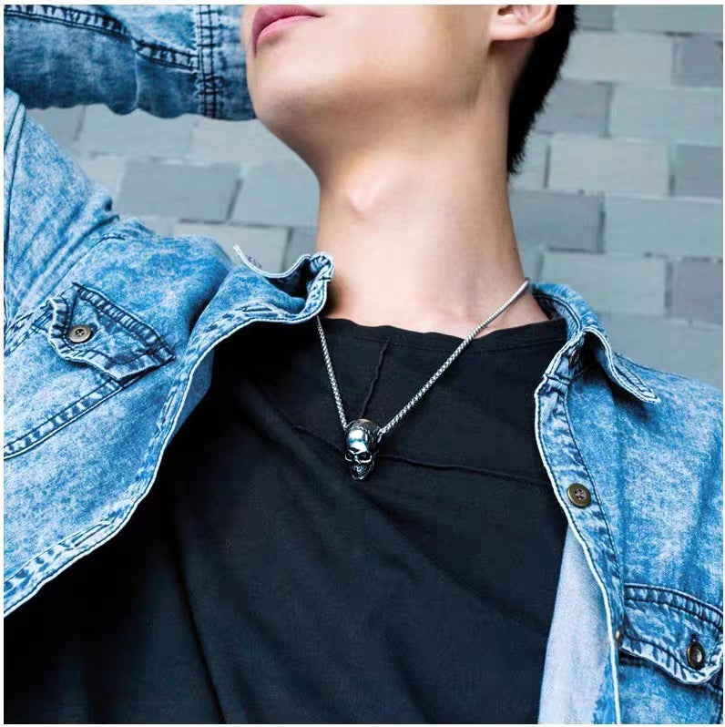 Cross-border Explosions Titanium Steel Anti-fading Oil Pressure Skull Head Accessories Hip-hop Punk Men's Pendant Manufacturers Accessories Wholesale